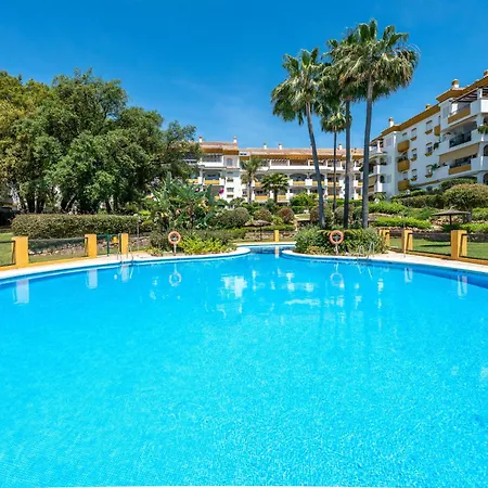 شقة Golden Mil 3 Bdrm Elegant Penthouse With Sea View ماربيا
