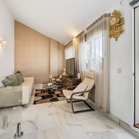 شقة Golden Mil 3 Bdrm Elegant Penthouse With Sea View