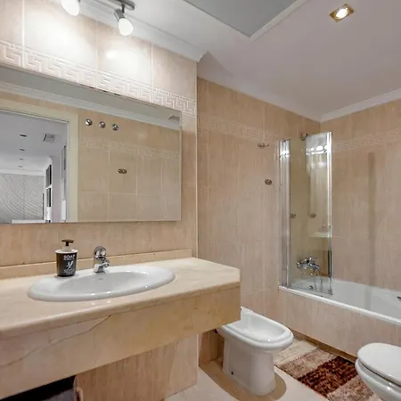 شقة Golden Mil 3 Bdrm Elegant Penthouse With Sea View ماربيا