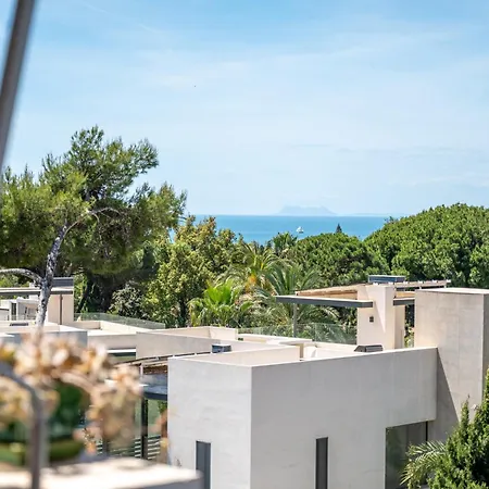Golden Mil 3 Bdrm Elegant Penthouse With Sea View ماربيا